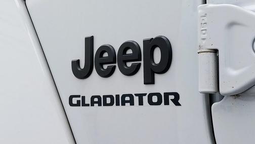 2021 Jeep Gladiator Sport