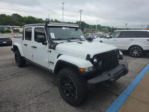 2021 Jeep Gladiator Sport