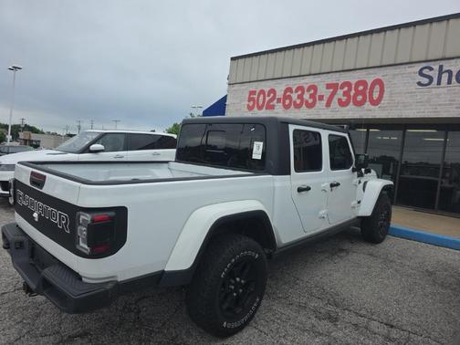 2021 Jeep Gladiator Sport
