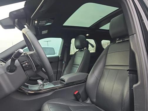 2024 Land Rover Range Rover Evoque Dynamic SE