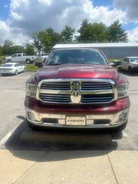 Delmonico Red Pearlcoat 2016 RAM 1500 Big Horn