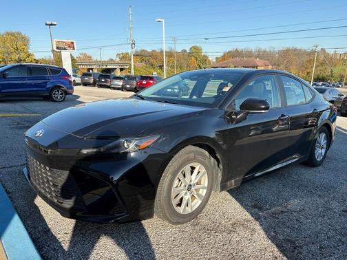 2025 Toyota Camry XLE