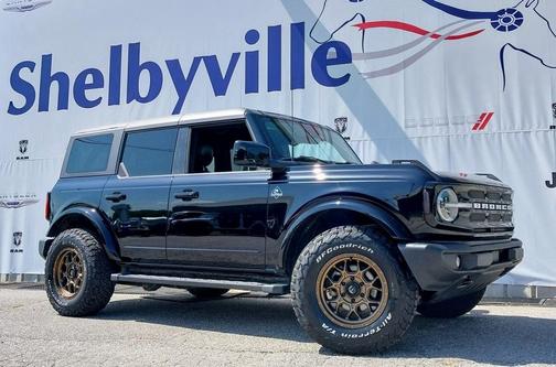 2024 Ford Bronco Outer Banks