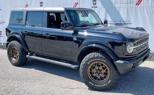 2024 Ford Bronco Outer Banks