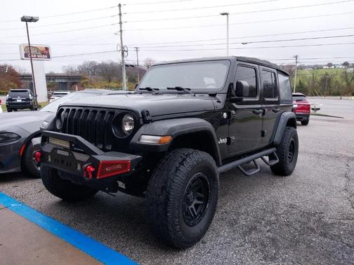 2018 Jeep Wrangler Unlimited Sport