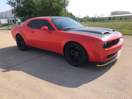 Go Mango! 2023 Dodge Challenger R/T Scat Pack
