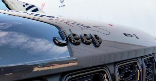 2022 Jeep Grand Cherokee L Laredo