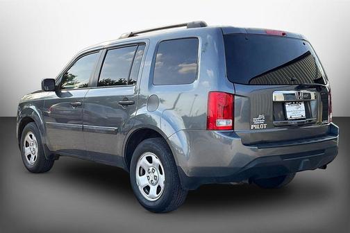 Gray 2013 Honda Pilot LX