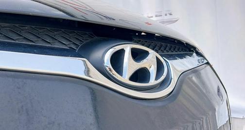 2017 Hyundai Veloster Value Edition