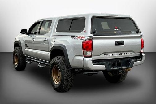 2017 Toyota Tacoma 