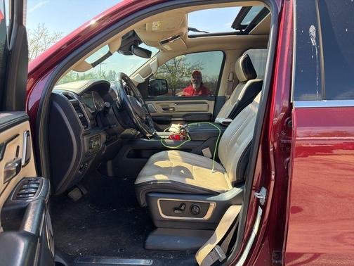 Delmonico Red Pearlcoat 2019 RAM 1500 Limited