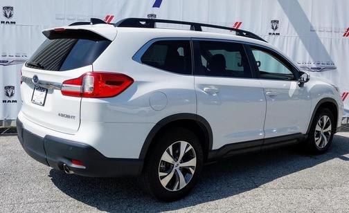2022 Subaru Ascent Premium 8-Passenger