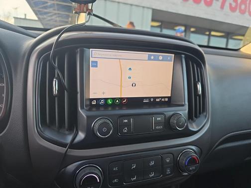 2022 GMC Canyon AT4 w/Leather