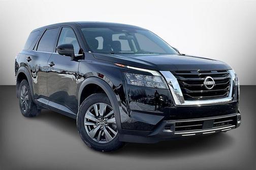 2024 Nissan Pathfinder S