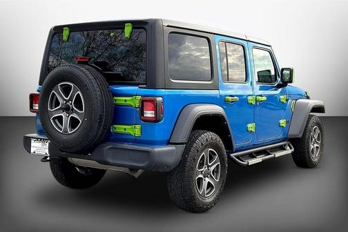 2022 Jeep Wrangler Unlimited Sport