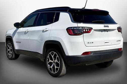 Bright White Clearcoat 2025 Jeep Compass Limited
