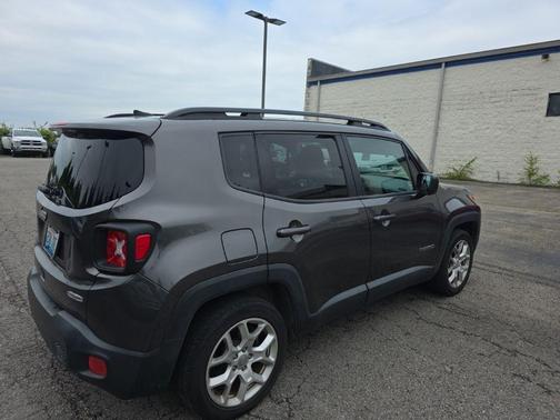 Granite Crystal Clearcoat Metallic 2018 Jeep Renegade Latitude