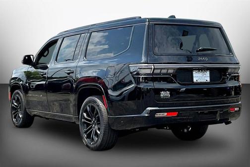 Gloss Black 2026 Jeep Grand Wagoneer L