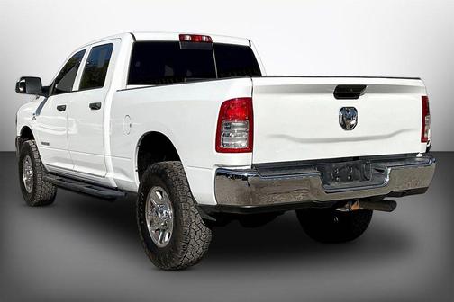 Bright White Clearcoat 2022 RAM 2500 Tradesman