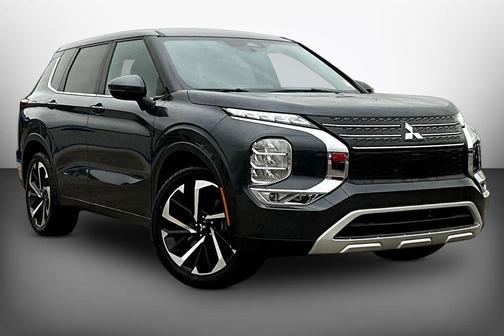 2024 Mitsubishi Outlander SE Black Edition