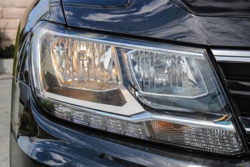 2021 Volkswagen Tiguan 2.0T SE R-Line Black