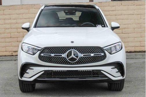 2025 Mercedes-Benz GLC 350e Base 4MATIC