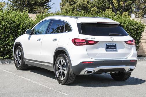 2025 Mercedes-Benz GLA 250 Base