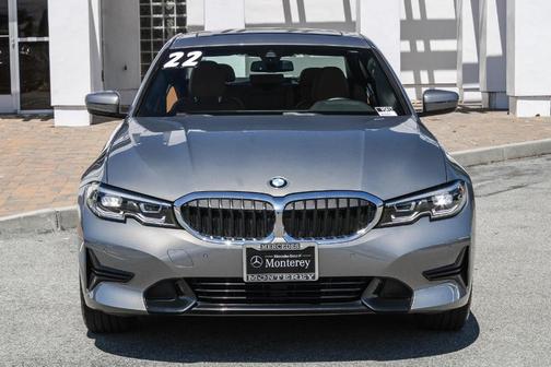2022 BMW 330 i