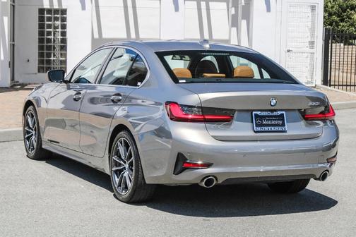 2022 BMW 330 i