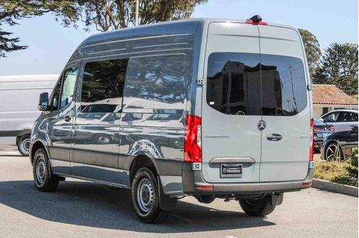 2025 Mercedes-Benz Sprinter 2500 