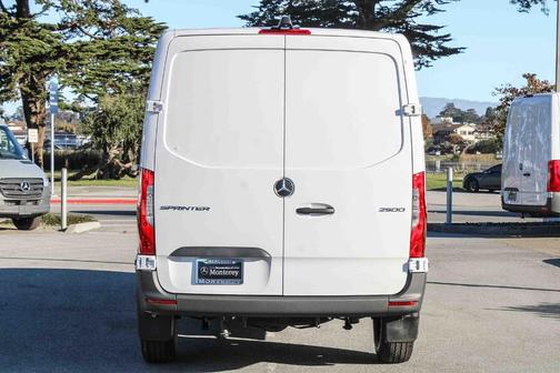 2026 Mercedes-Benz Sprinter 2500 Standard Roof