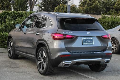 2025 Mercedes-Benz GLA 250 Base 4MATIC