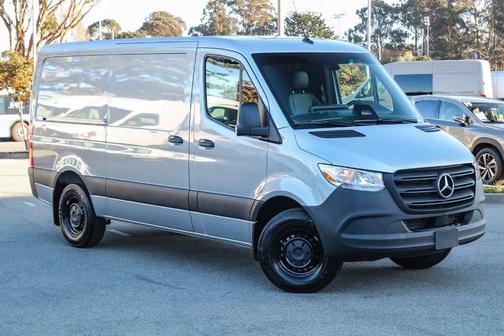 2026 Mercedes-Benz Sprinter 2500 Standard Roof