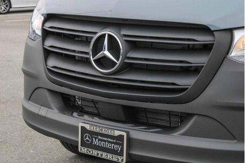 2025 Mercedes-Benz Sprinter 2500 