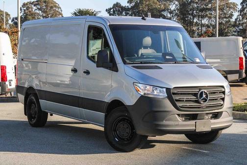 2026 Mercedes-Benz Sprinter 2500 Standard Roof