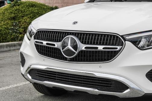 2025 Mercedes-Benz GLC 300 Base 4MATIC
