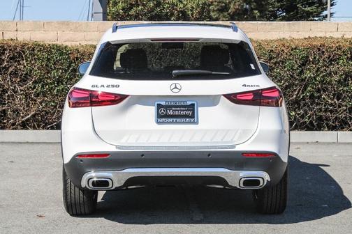 2025 Mercedes-Benz GLA 250 Base 4MATIC