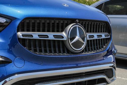 2025 Mercedes-Benz GLA 250 Base 4MATIC