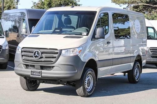 2025 Mercedes-Benz Sprinter 2500 Standard Roof