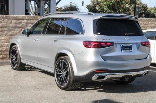 2025 Mercedes-Benz GLS 450 4MATIC
