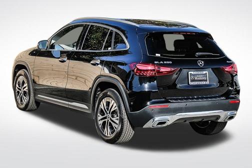 2025 Mercedes-Benz GLA 250 Base 4MATIC