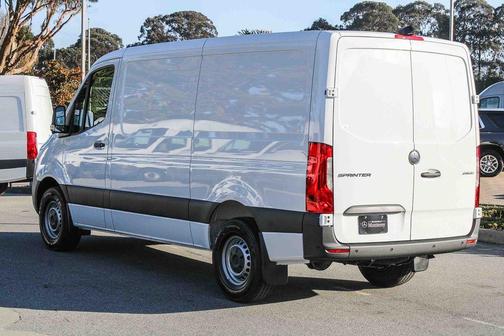 2026 Mercedes-Benz Sprinter 2500 Standard Roof