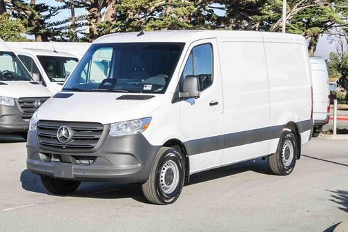 2026 Mercedes-Benz Sprinter 2500 Standard Roof