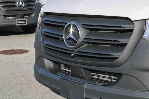 2026 Mercedes-Benz Sprinter 2500 Standard Roof
