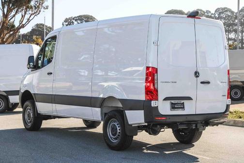 2026 Mercedes-Benz Sprinter 2500 Standard Roof