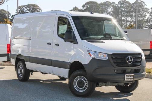2026 Mercedes-Benz Sprinter 2500 Standard Roof