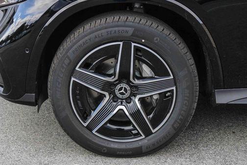 2026 Mercedes-Benz GLC 300 Base 4MATIC