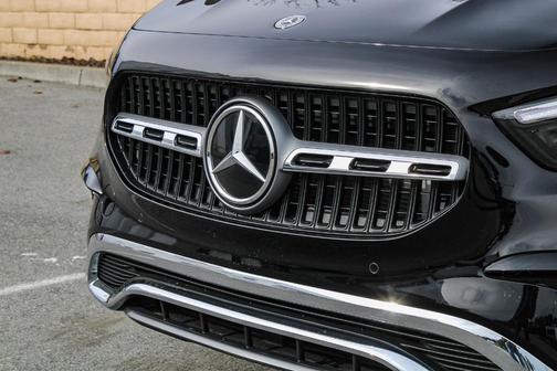 2026 Mercedes-Benz GLA 250 Base 4MATIC