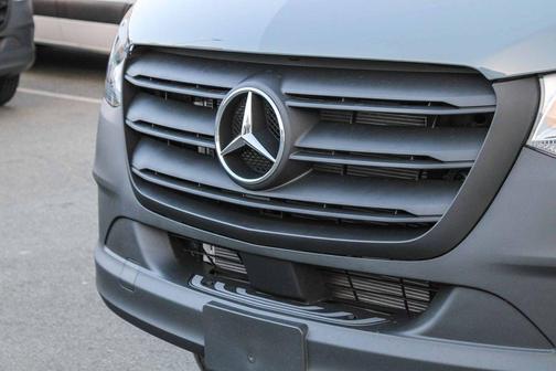 2026 Mercedes-Benz Sprinter 2500 Standard Roof