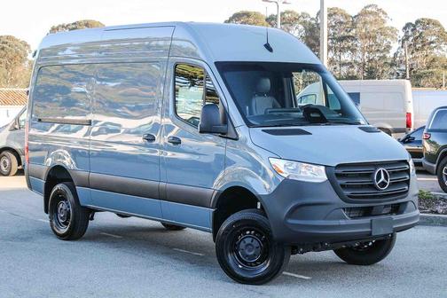 2026 Mercedes-Benz Sprinter 2500 Standard Roof